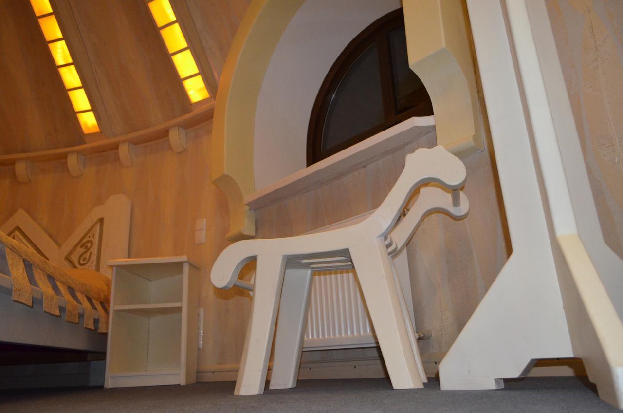 Hotel Veles Zolotonosha Room photo